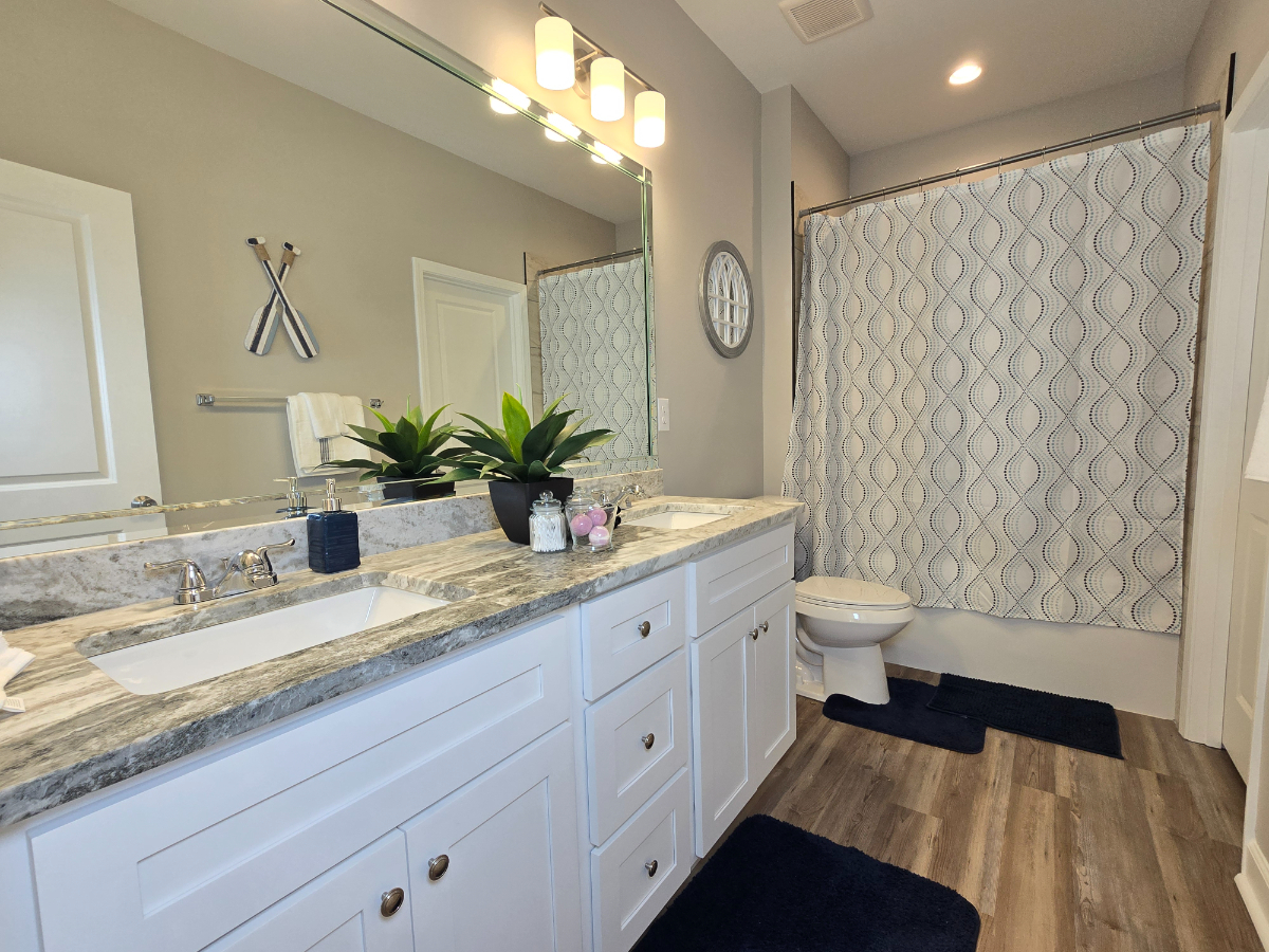 Walking distance to Beach Park Monthly Rental With Open Layout And King Suite With Kayak And Outdoor - Photo 11