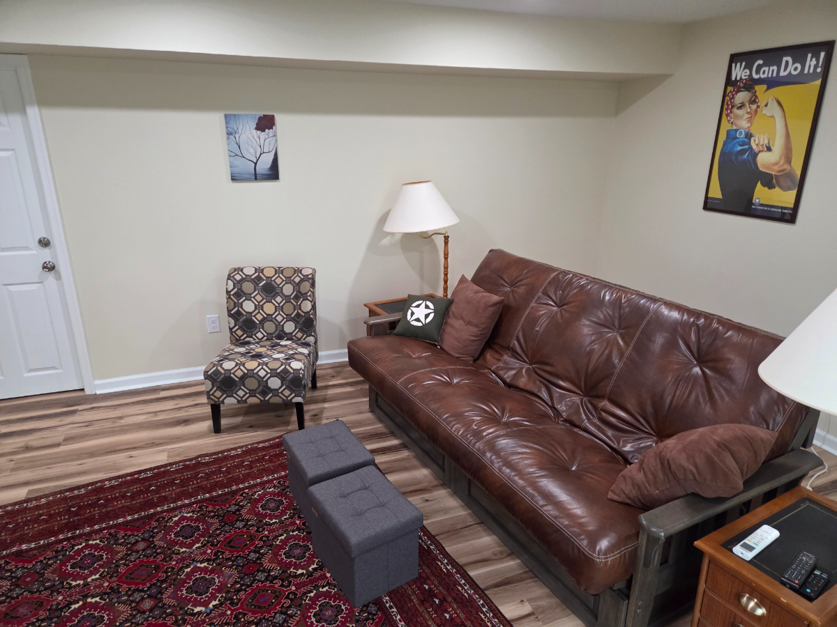 Conveniently Located Quiet Country Retreat - Photo 10