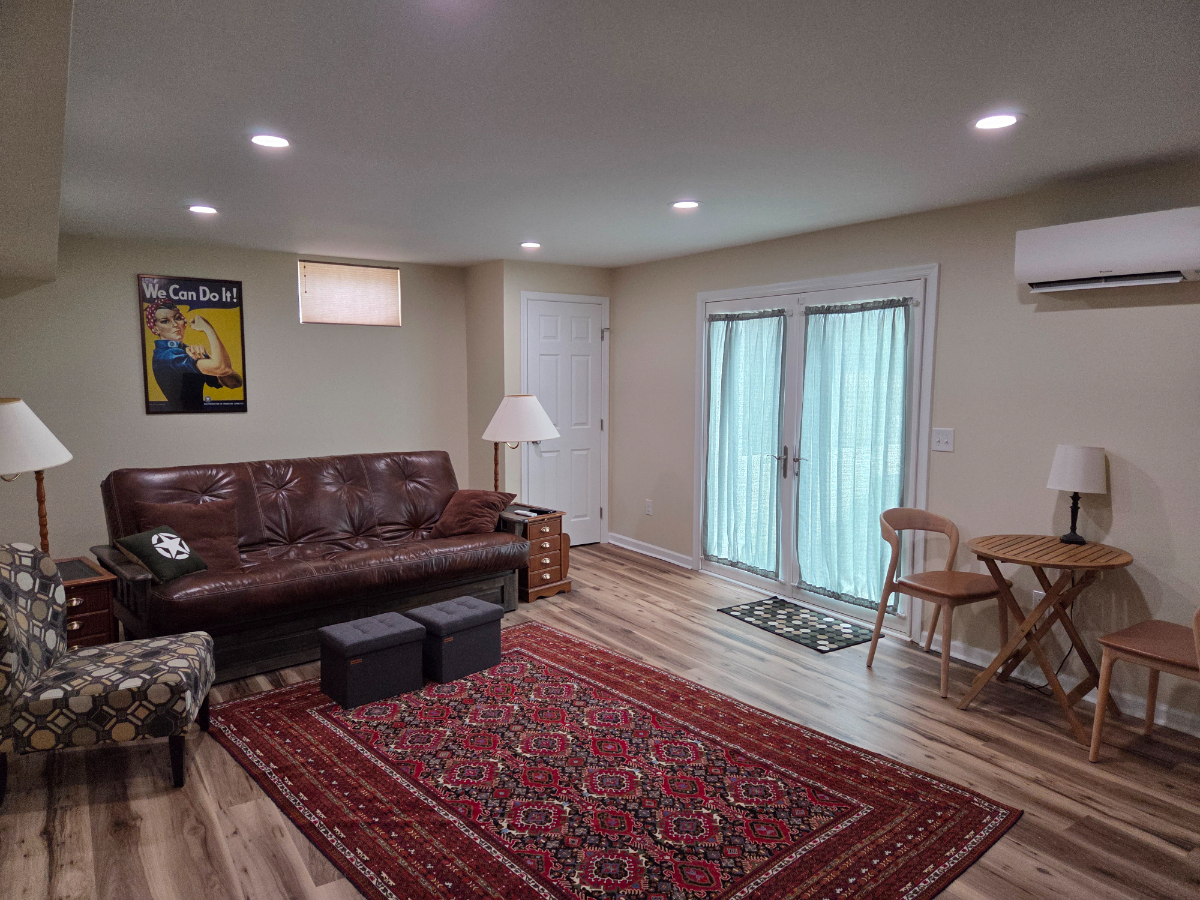 Conveniently Located Quiet Country Retreat - Photo 9