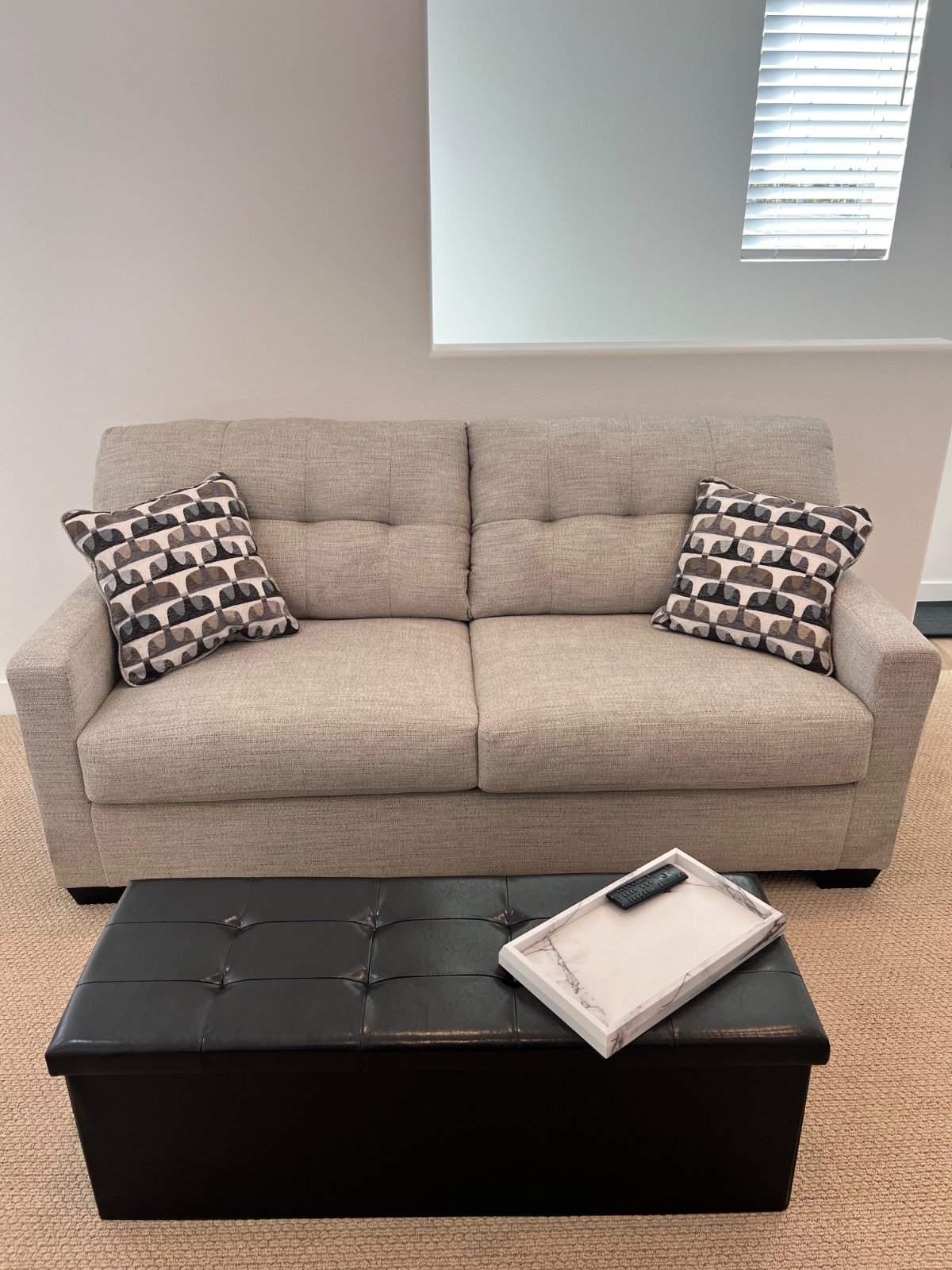 Fresh Modern Studio in Palm Desert - Photo 3