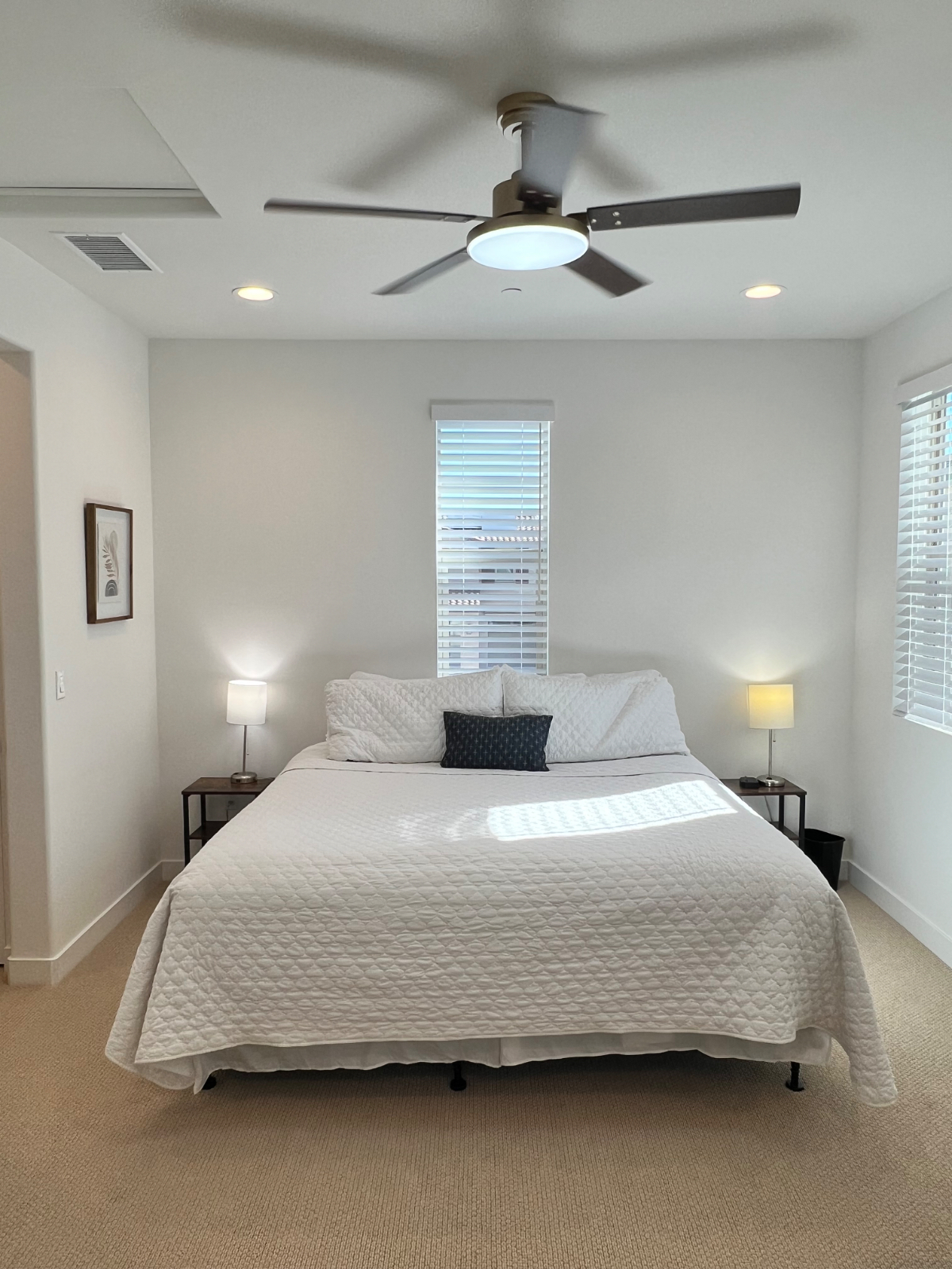 Fresh Modern Studio in Palm Desert - Photo 2