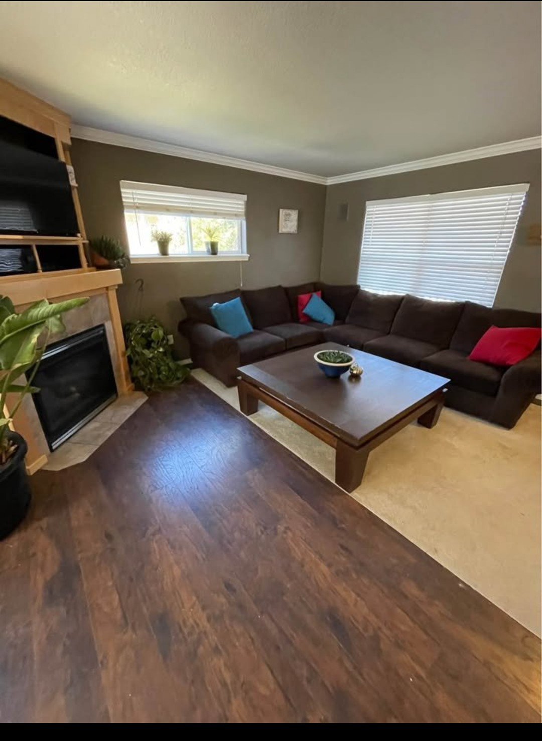 Nice Three Bedroom On Culdesac - Photo 4