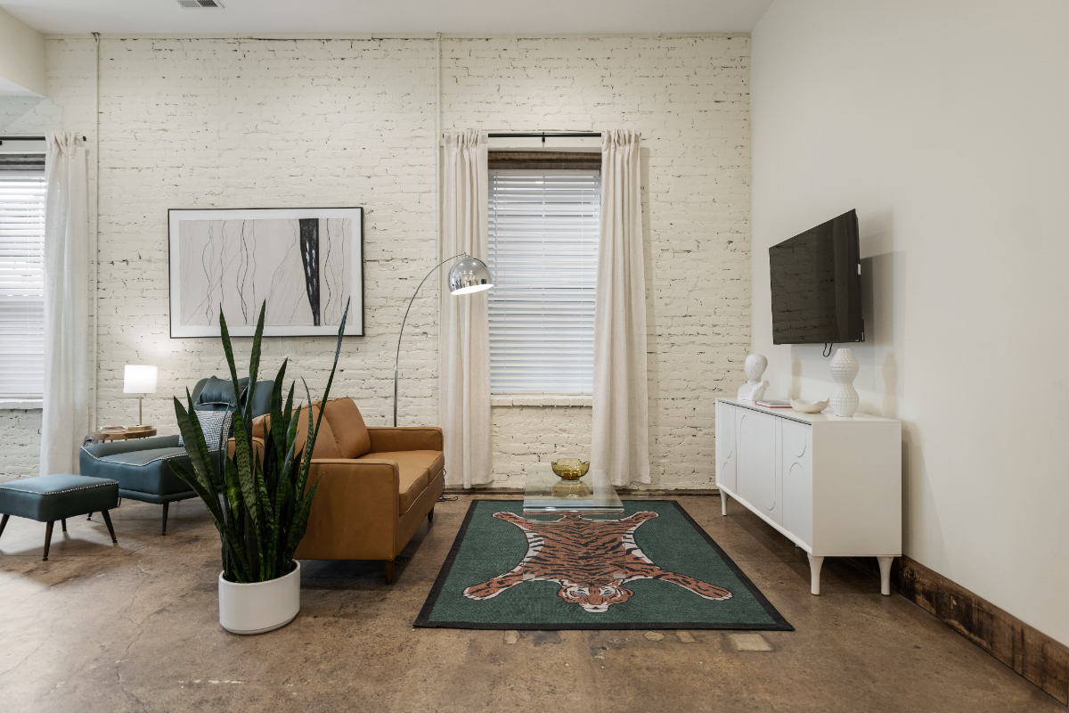 Modern 1 Bedroom Studio Apartment - Photo 3
