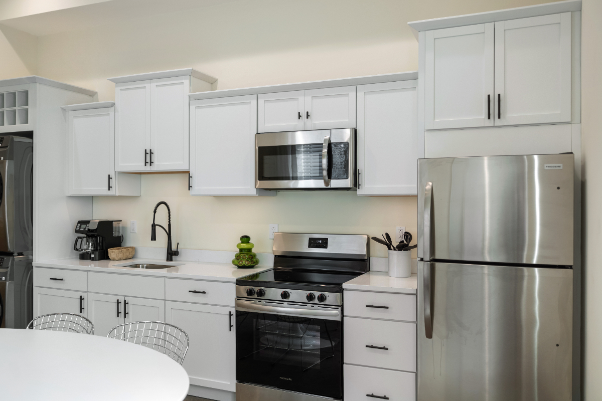 Modern 1 Bedroom Studio Apartment - Photo 5
