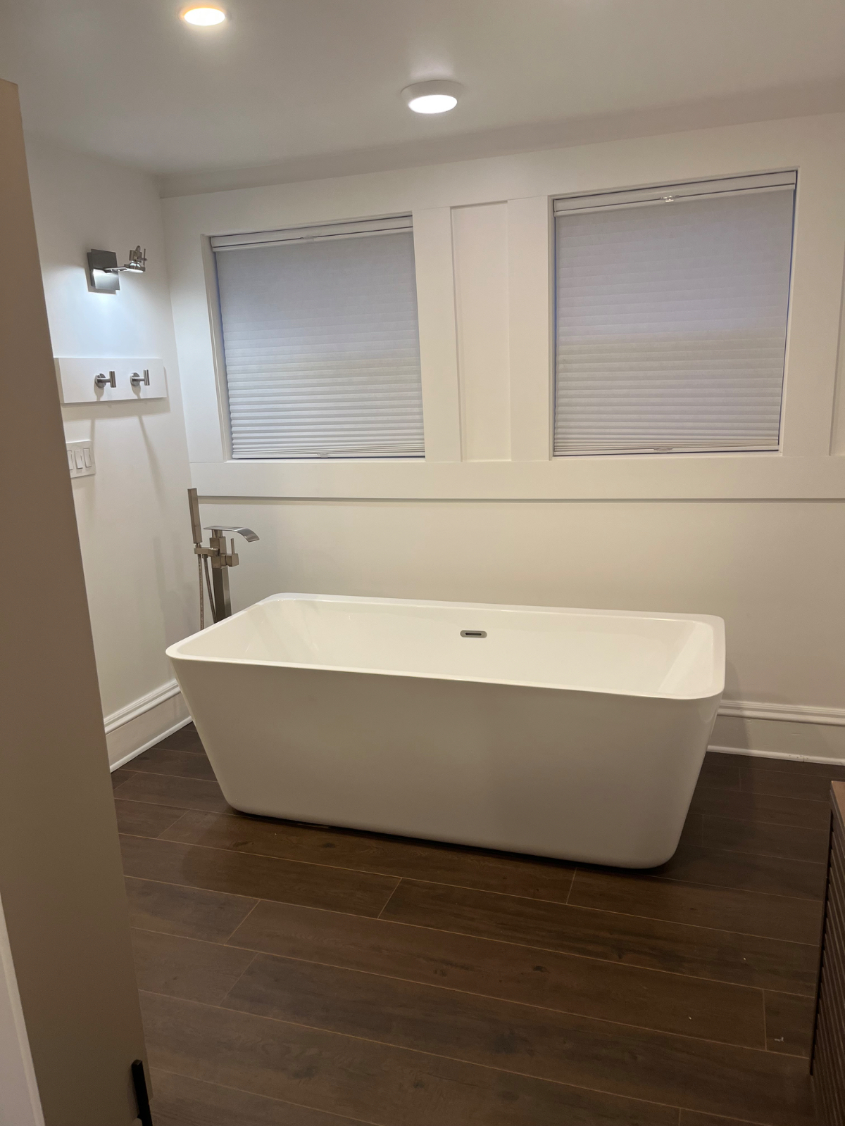 Renovated East End Home | 0.6 Mi to CAMC | Office + 2BR | Utilities Included - Photo 4