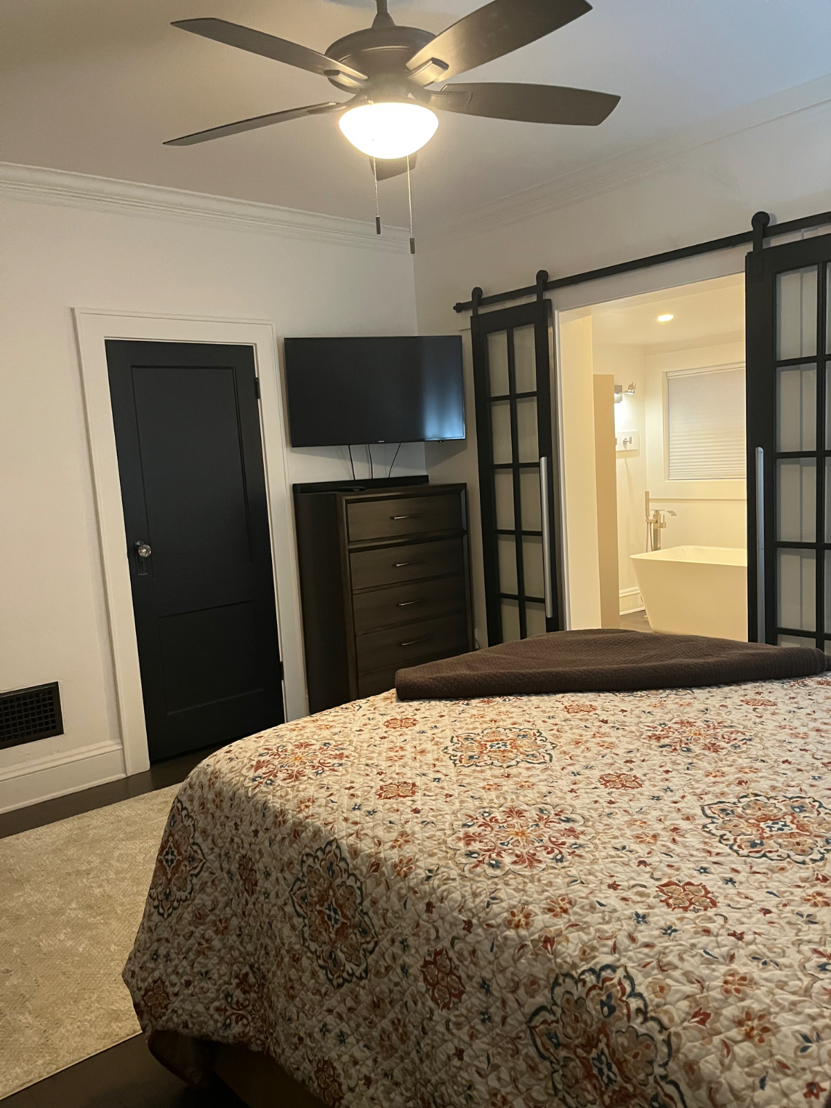 Renovated East End Home | 0.6 Mi to CAMC | Office + 2BR | Utilities Included - Photo 7