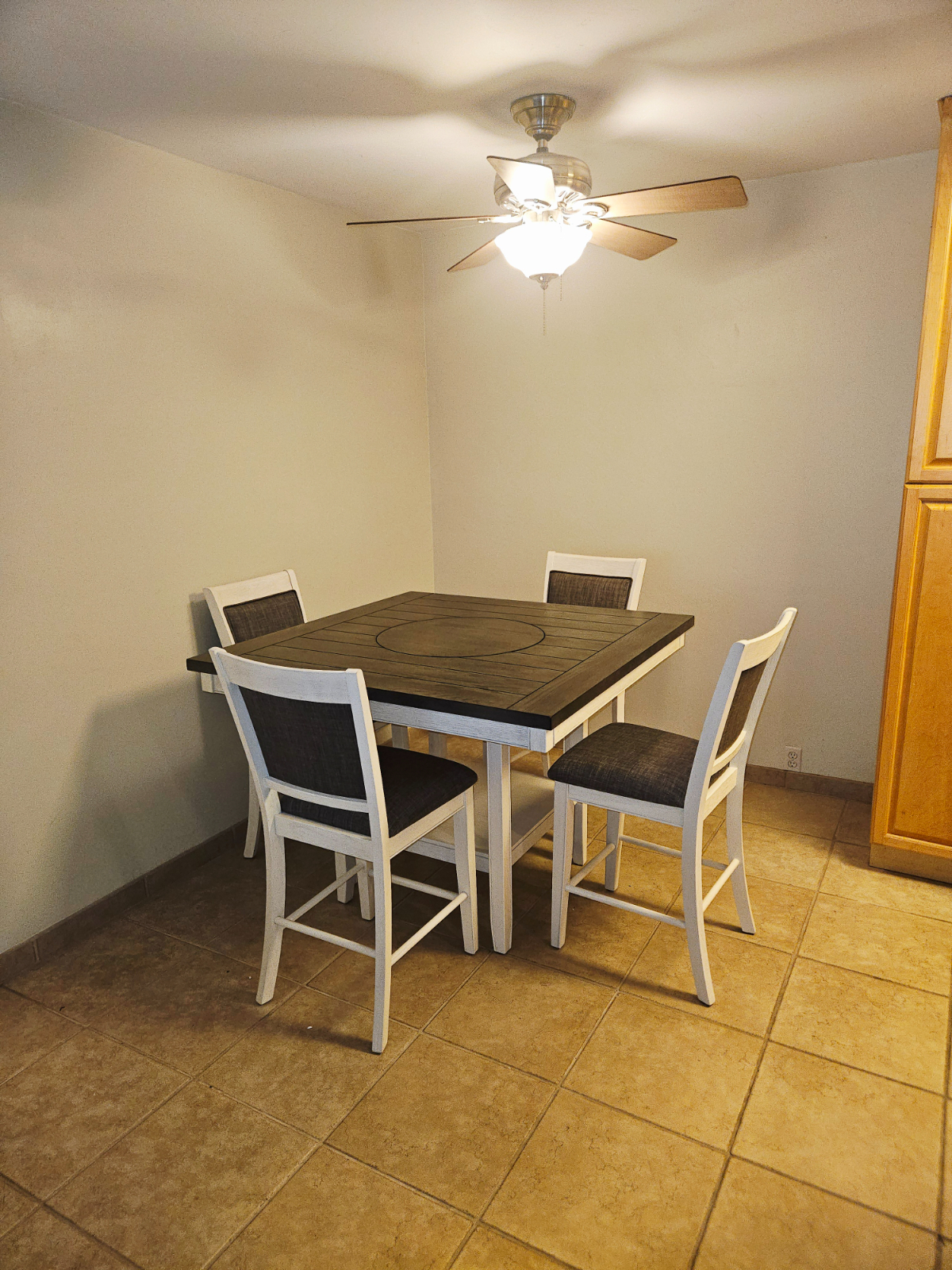 Furnished 1 bed condo in the heart of Pacific Beach - Photo 2