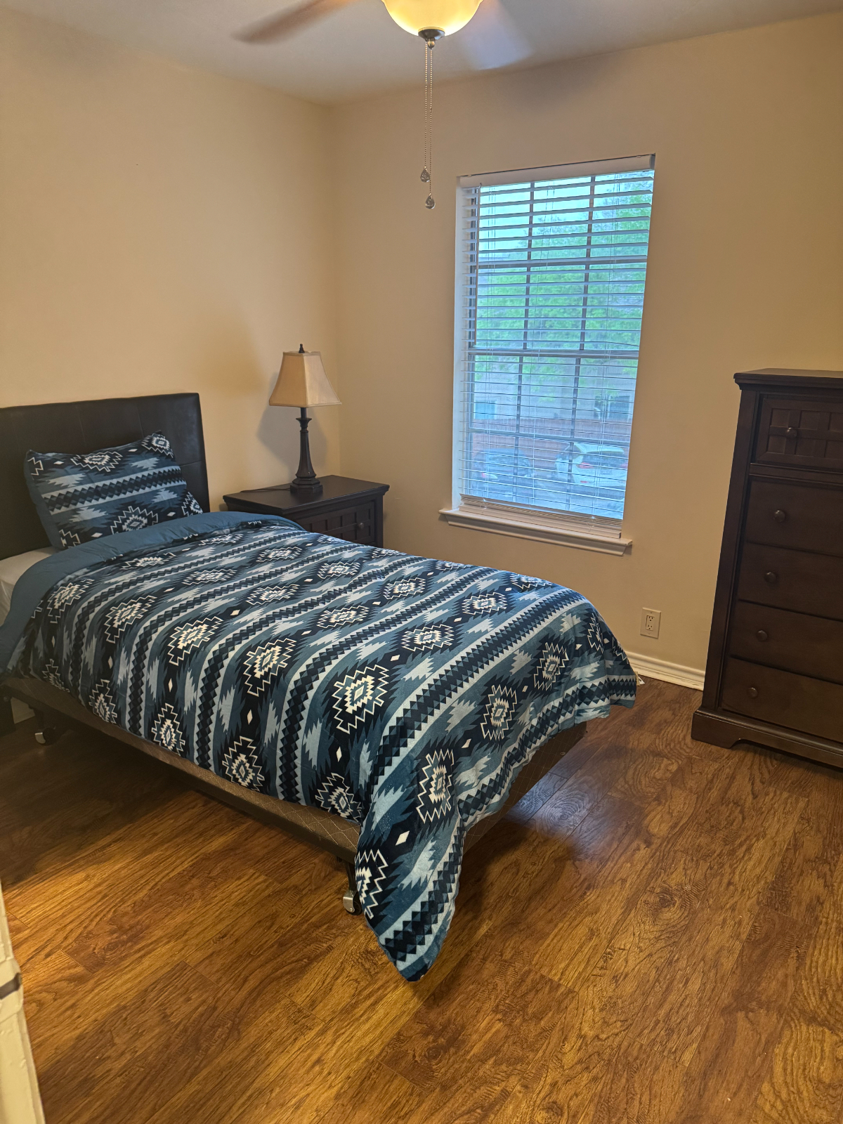 South Austin 2BR with Parking and Full Kitchen - Photo 7