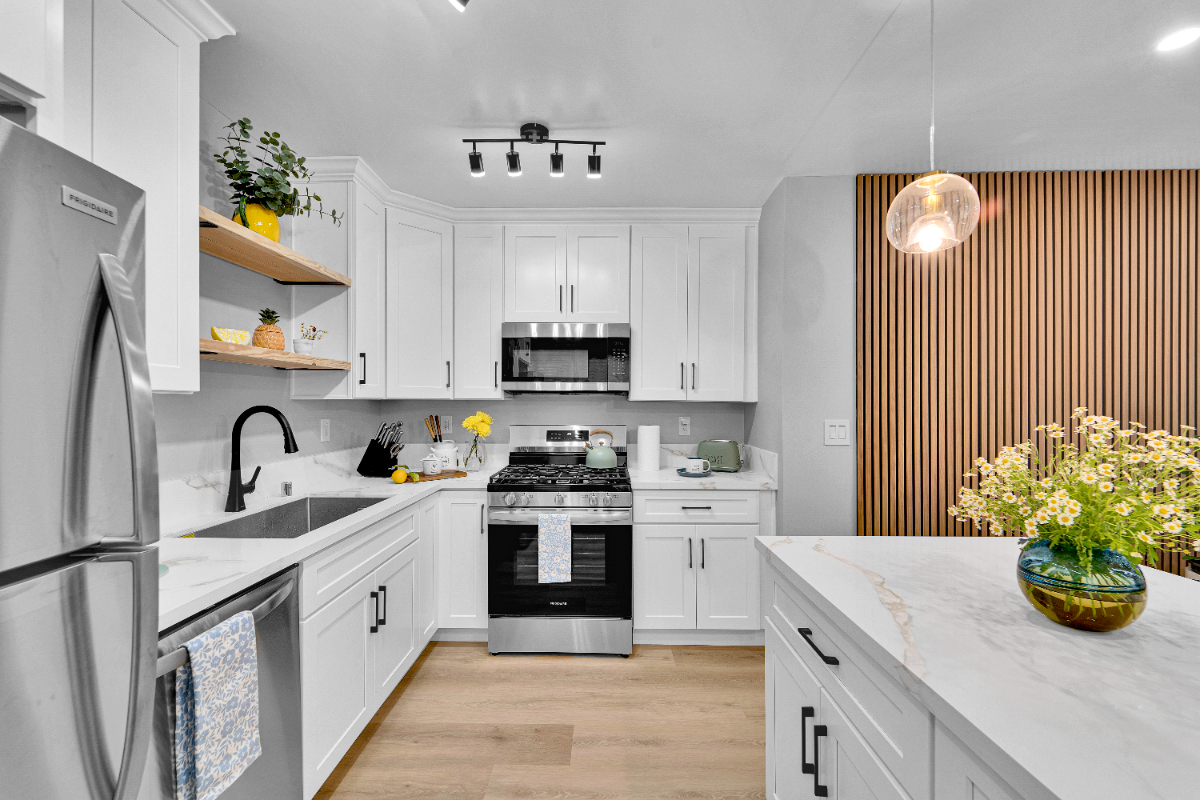 Bright & Newly renovated 1-Bed in MarVista - Photo 5