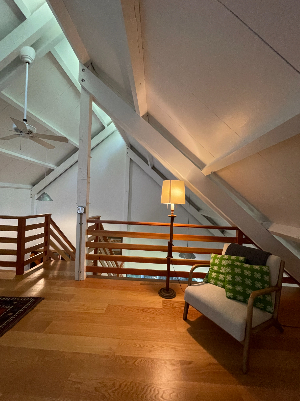Renovated Guest House on 7 Acre Property - Photo 3