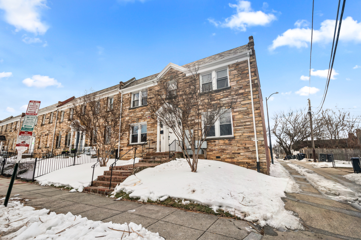 Renovated 2B/1B in Union Market- Free Parking- In Unit W/D - Photo 12