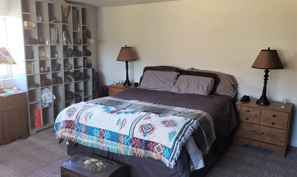 Beautiful remodeled farmhouse - Photo 1