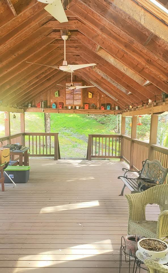 Beautiful remodeled farmhouse - Photo 5
