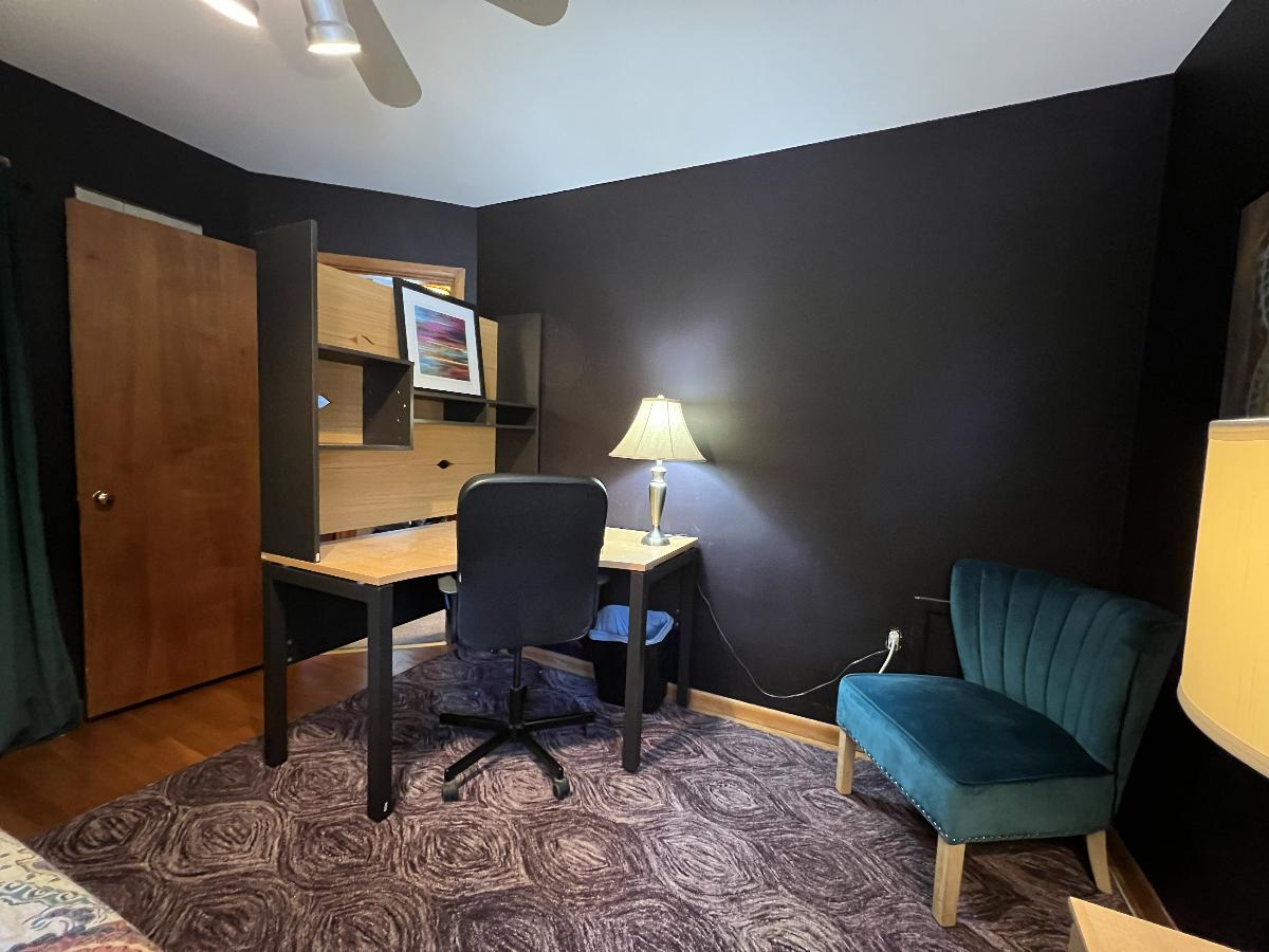 Private Bedroom/Bathroom Rental with Parking and on the Bus Line - Photo 3