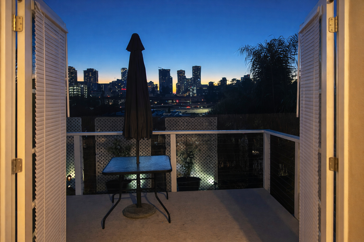 Bright Modern 1BR- Private Patio- BBQ - Photo 3