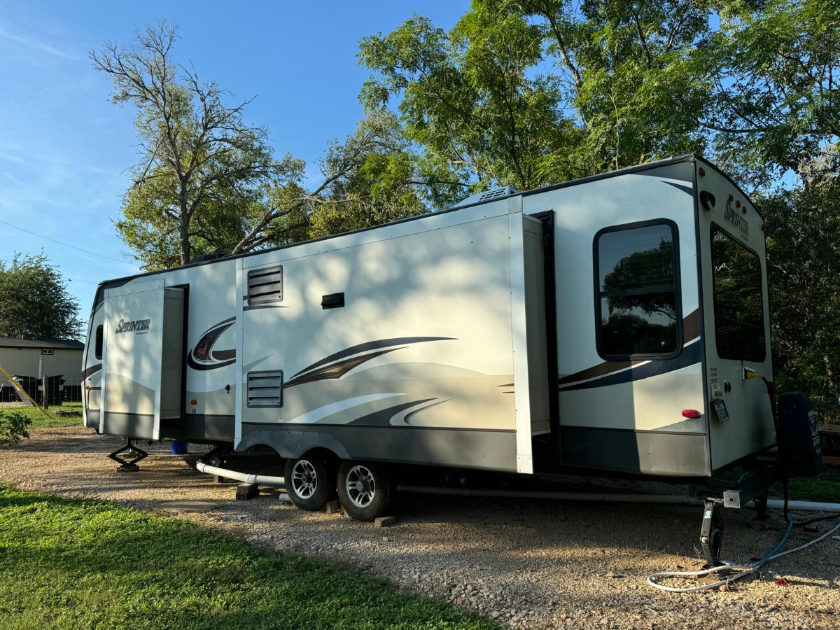 RV on the San Marcos River - Photo 11