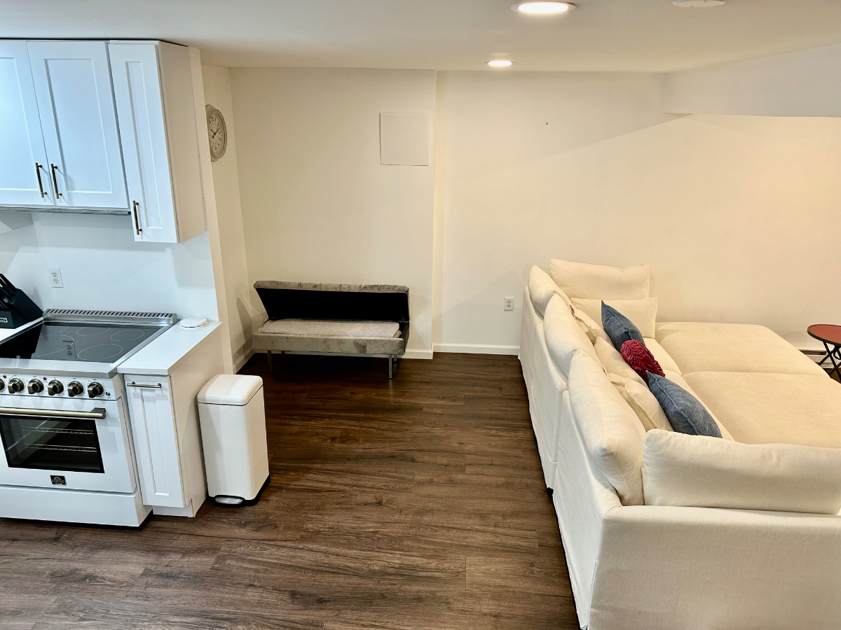 New 2 Bdrm apt. Lower level of a private home. Separate entrance. Quiet and clean. Beautifully furn - Photo 1