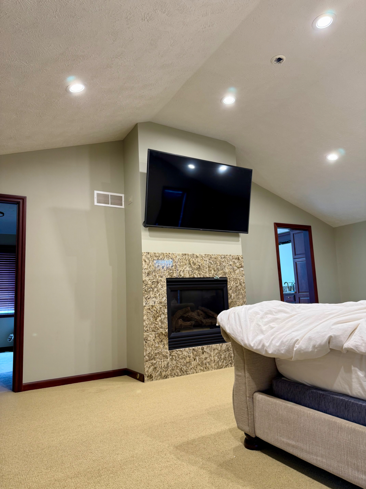 5 Bed/ 2.5 Bath Hilton Schools - Photo 11