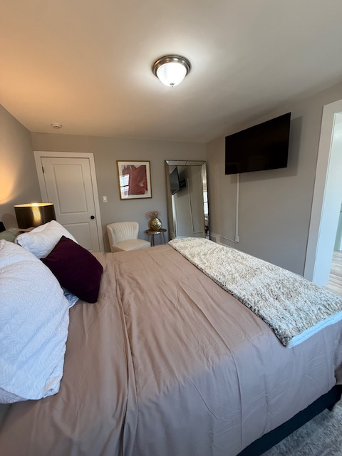 Fully Furnished 3BR 3BA Beautiful Home - Photo 12