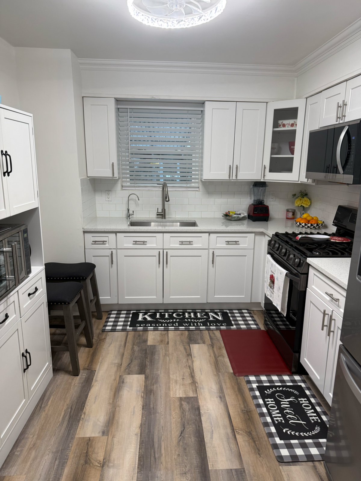 Rest, Recharge, Rejoice Spacious Rooms for Travel Nurses and Professionals - Photo 2