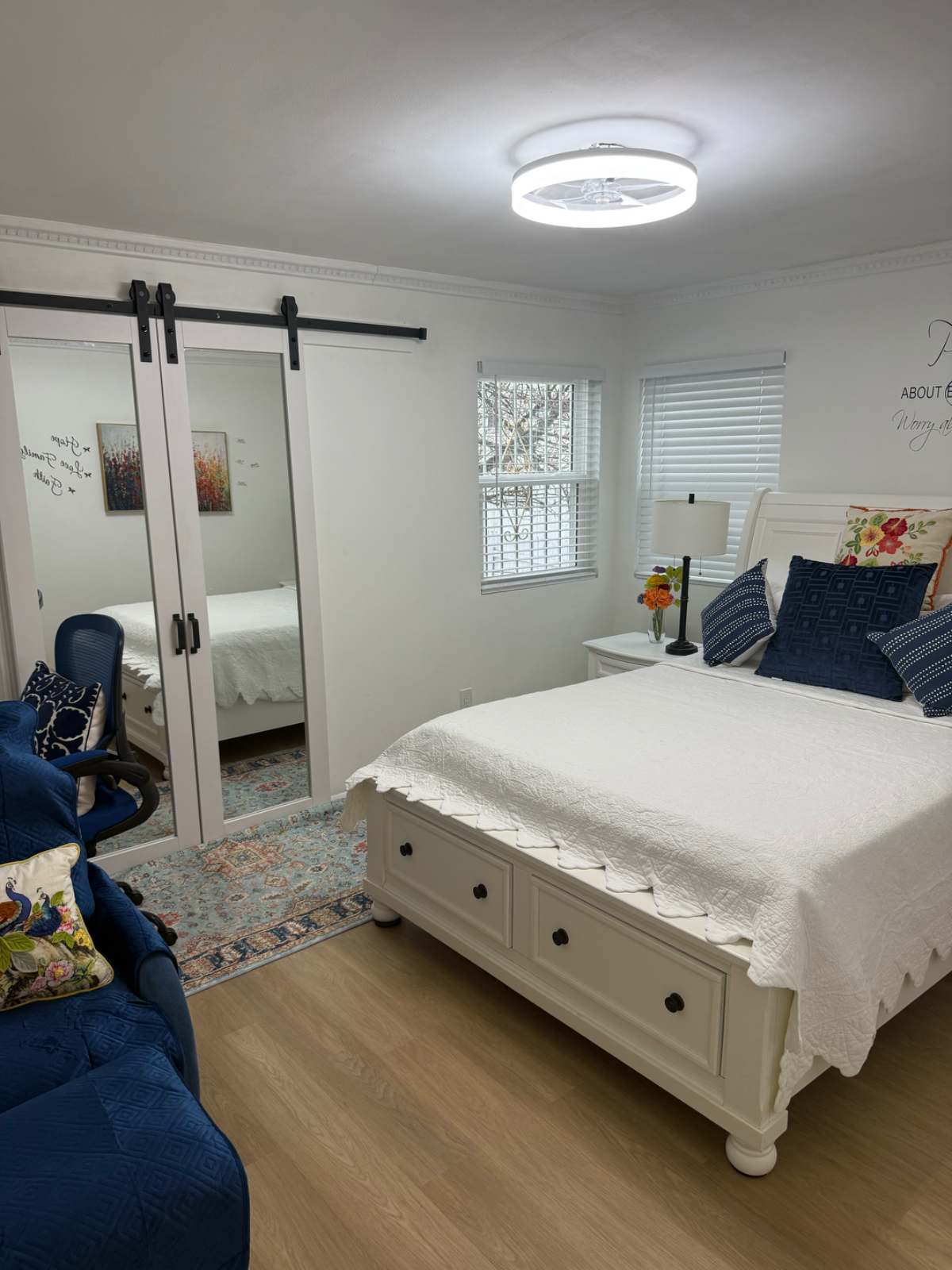 Rest, Recharge, Rejoice Spacious Rooms for Travel Nurses and Professionals - Photo 5