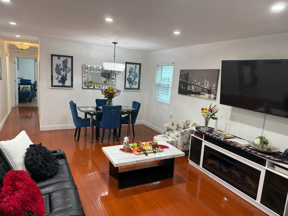 Rest, Recharge, Rejoice Spacious Rooms for Travel Nurses and Professionals - Photo 10