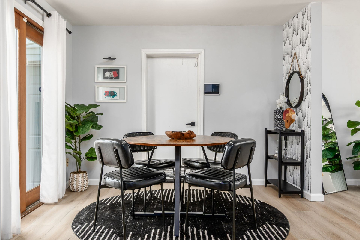Fully Furnished 3BR Near Downtown Columbus / 4 Beds / Move-In Ready
