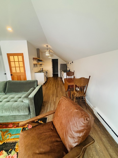 One Bedroom Apartment with a View - Photo 3