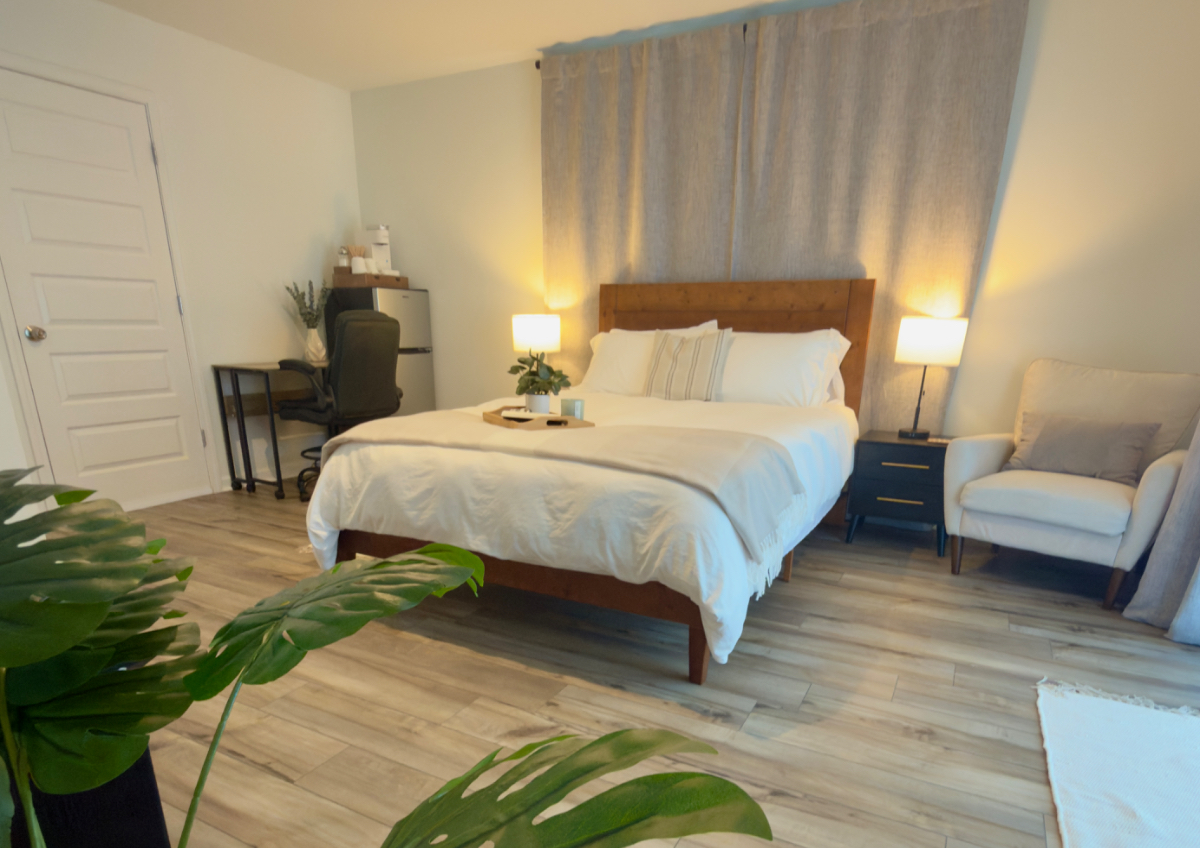 Private Suite - Queen Bed - Private Bath - 9... - Photo 4