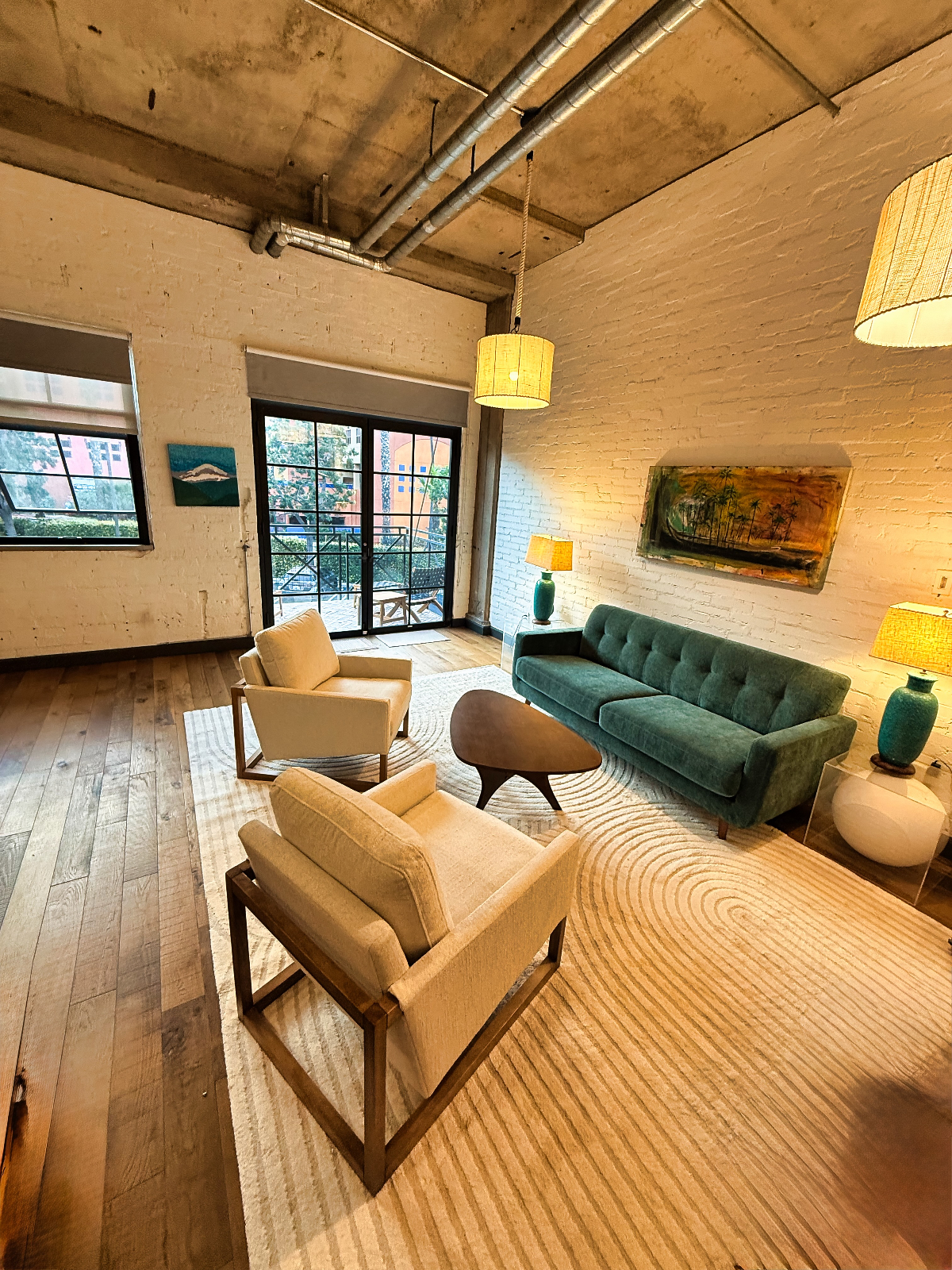 Walk to Scripps Mercy and UCSD Health Spacious Furnished Studio 2 Parking W/D Central AC - Photo 2