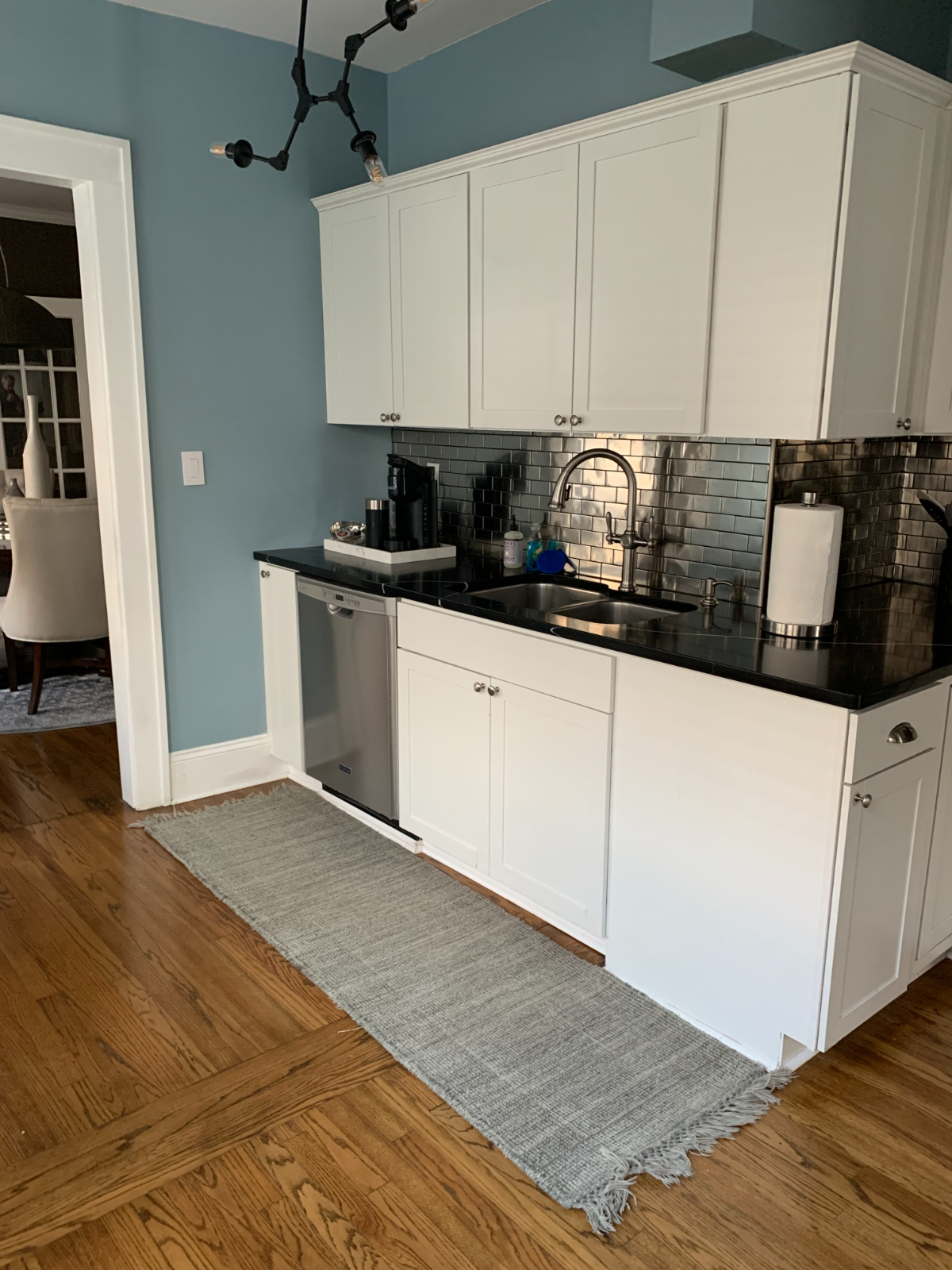 Beautiful Eastweood BR on Safe street with Built in Charging Station Availble - Photo 3