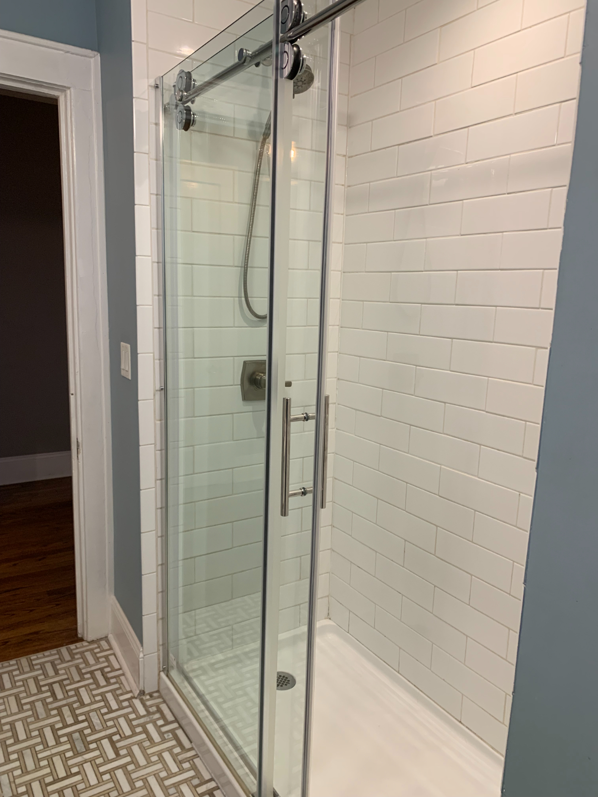 Beautiful Eastweood BR on Safe street with Built in Charging Station Availble - Photo 5