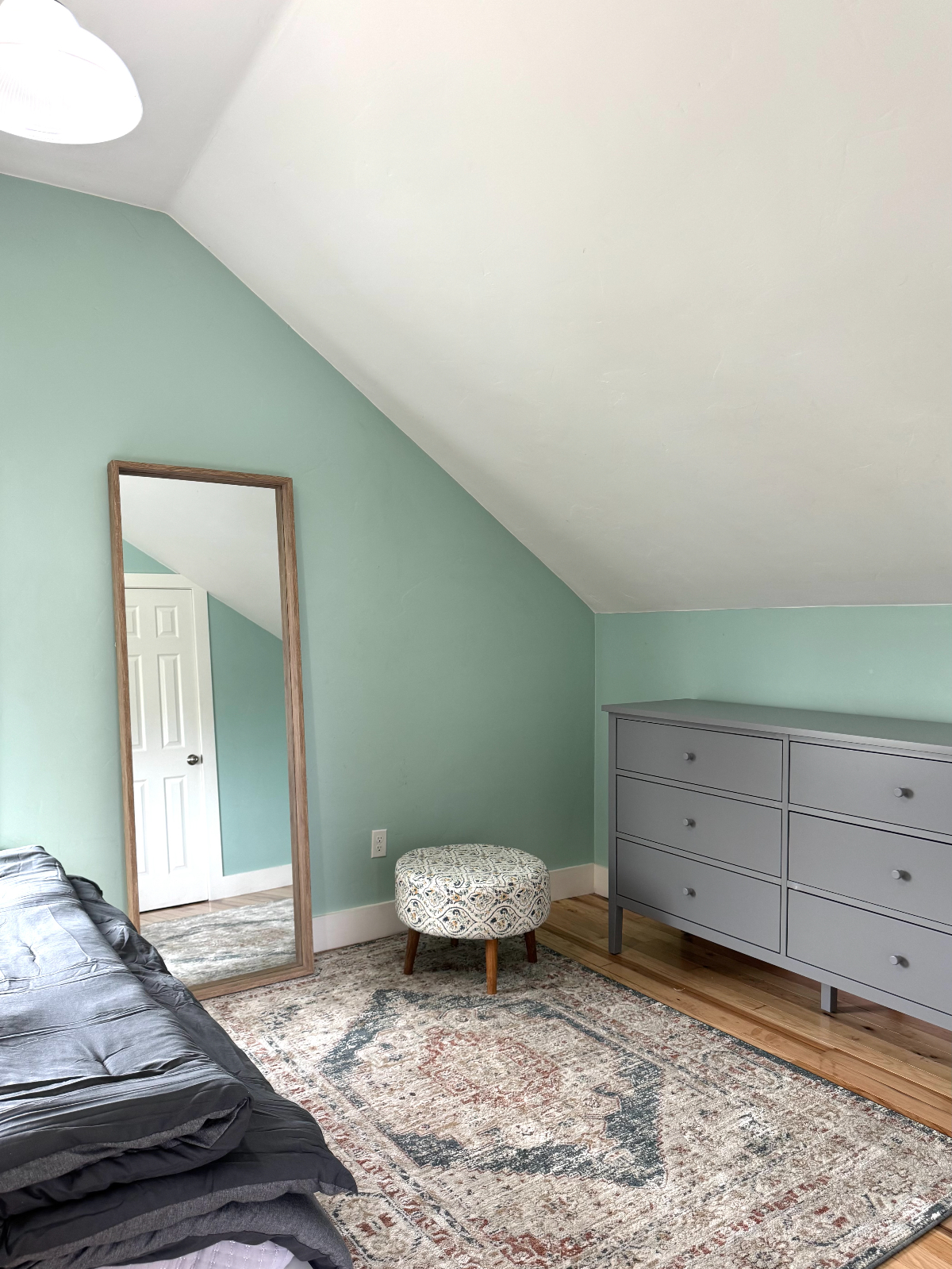 Historic Charm / Modern Amenities - Photo 5