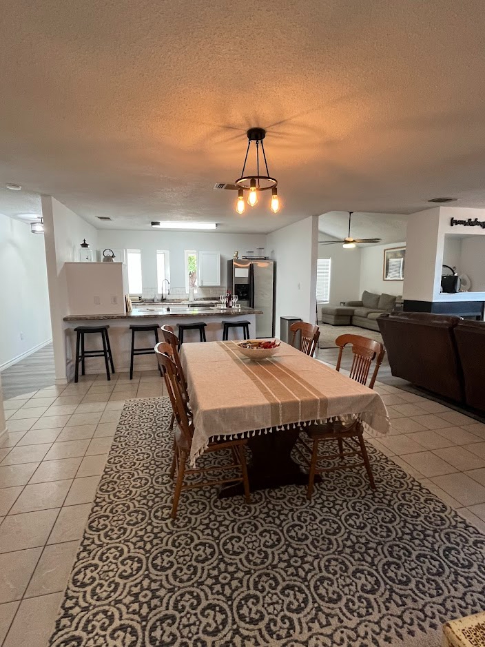Stylish Fully Furnished Home Near Texas Tech & Hospitals & Quiet Neighborhood - Photo 2
