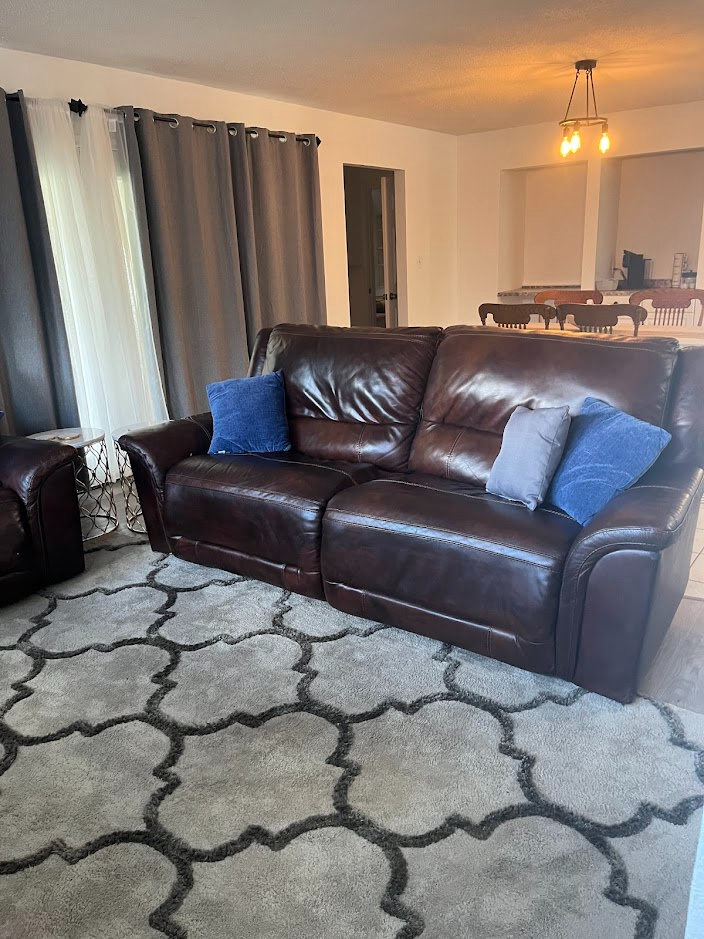 Stylish Fully Furnished Home Near Texas Tech & Hospitals & Quiet Neighborhood - Photo 7