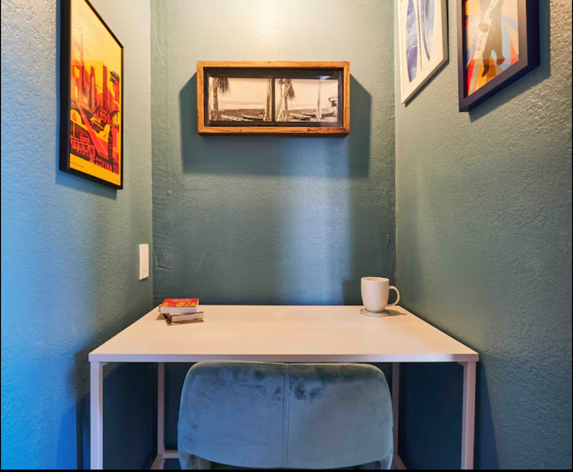 Spacious Light-Filled Apartment Steps from Transit, Golden Gate Park & Ocean Beach - Photo 5