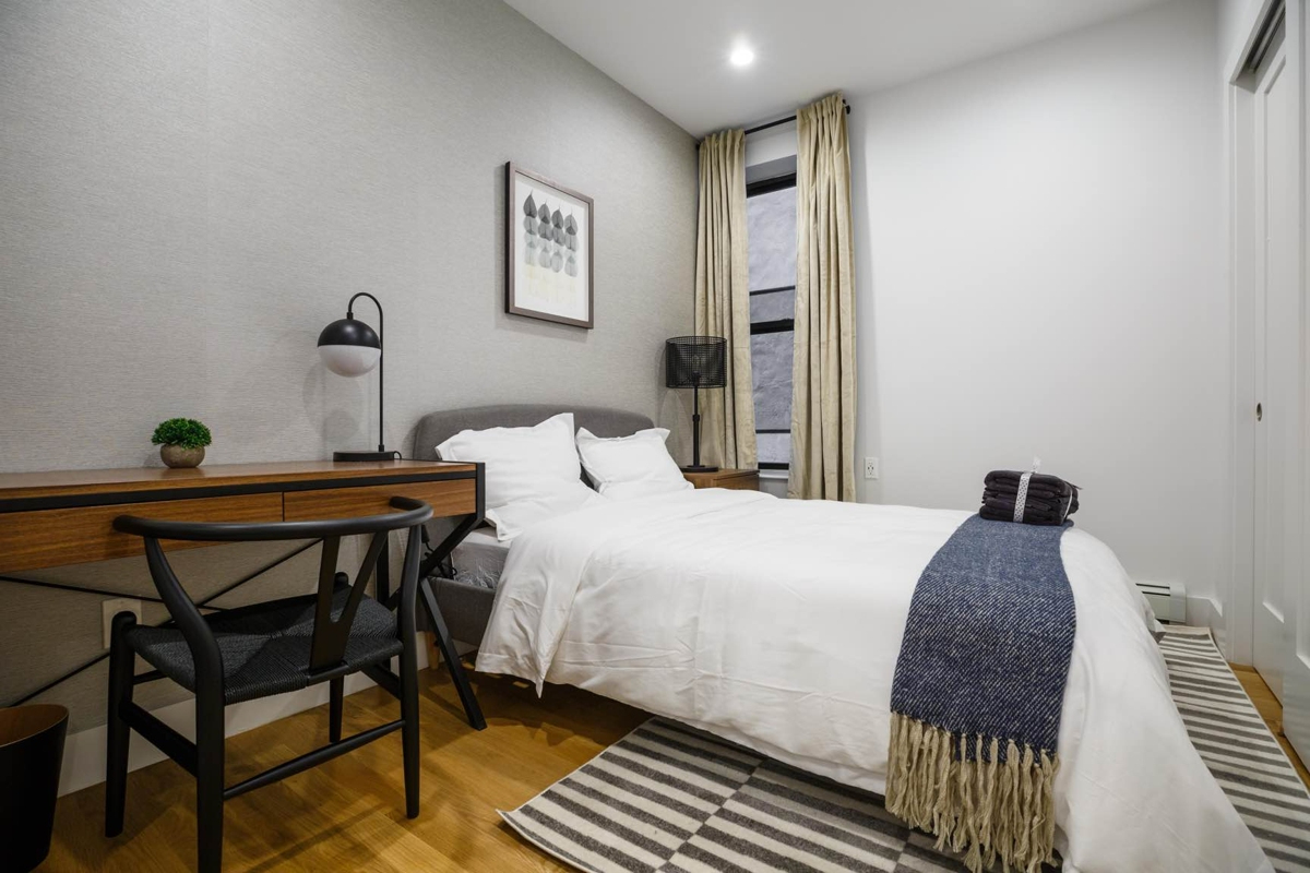 Private Bedroom in Central Park 108 A (Terminated) - Photo 1