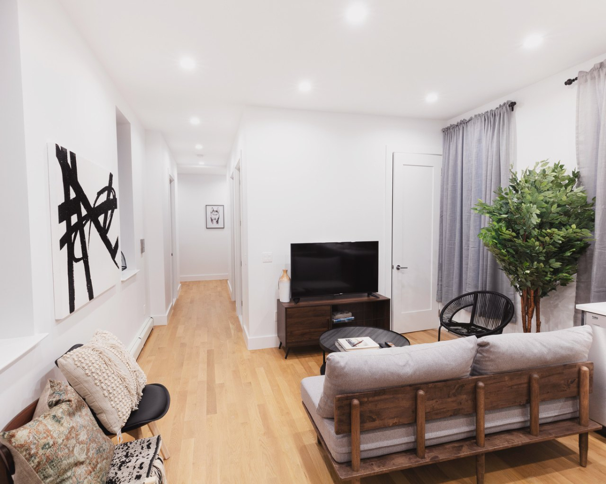 Private Bedroom in Central Park 108 A (Terminated) - Photo 4