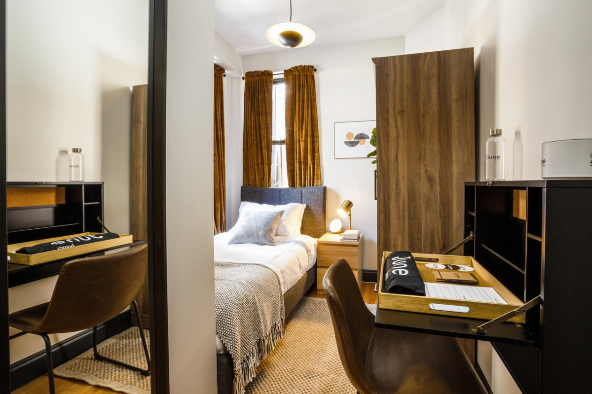 Private Bedroom in Hell's Kitchen 142 C - Photo 2