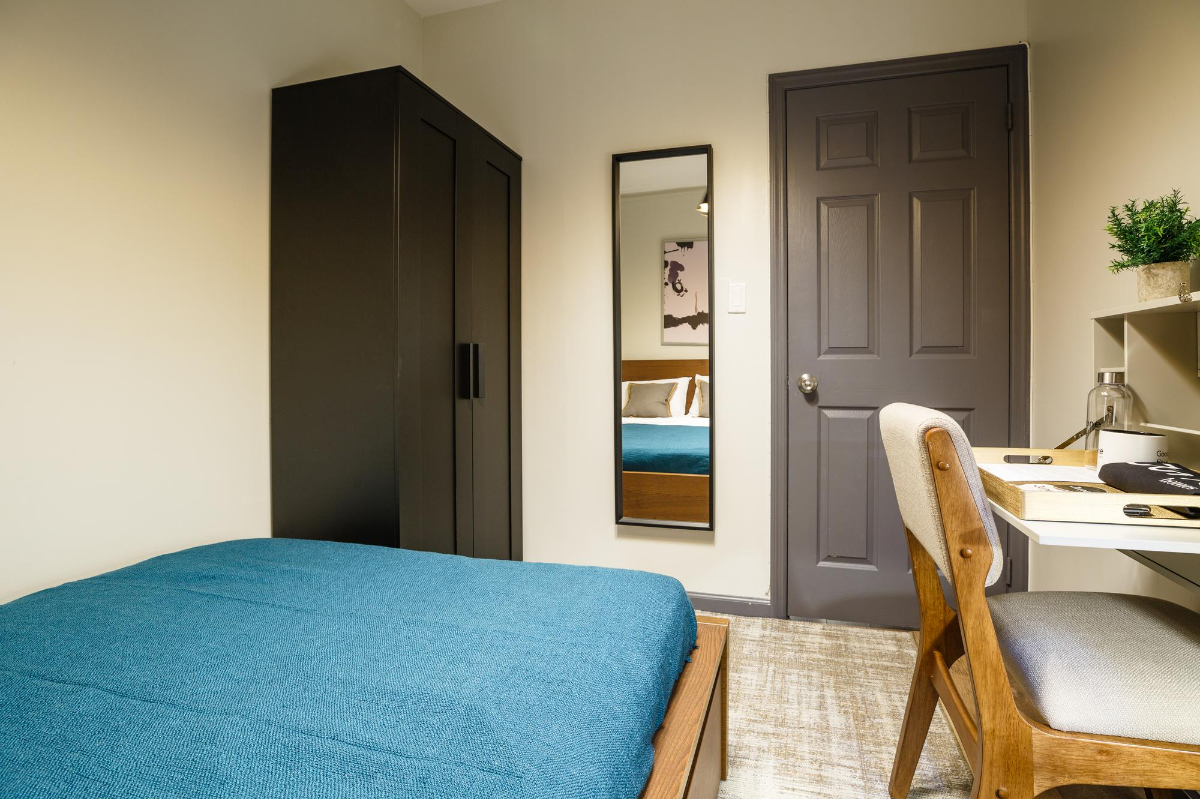 Private Bedroom in Hell's Kitchen 215 A - Photo 2