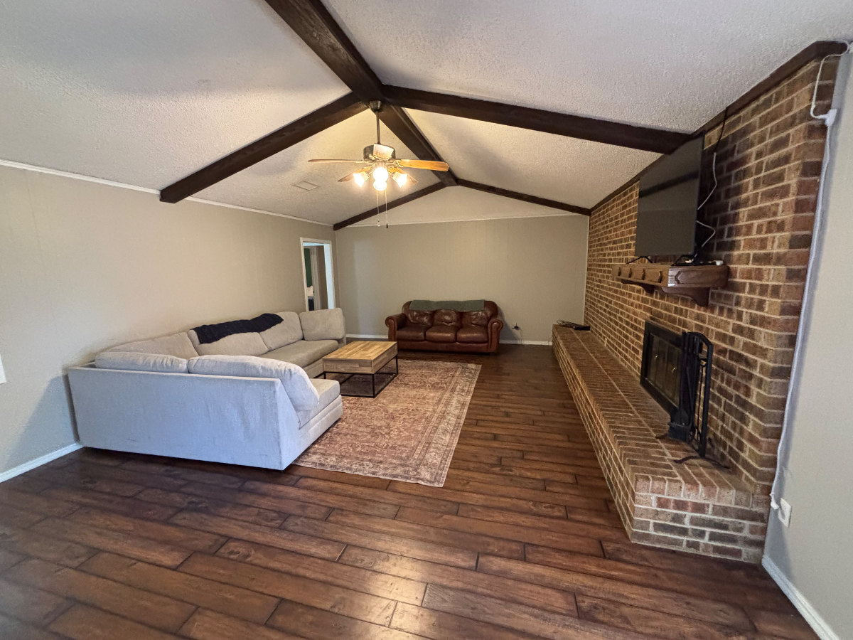 Fully Furnished 3BR/2BA Near Hospitals, All Utilities Included, Unique Wellness Amenities, Available - Photo 4