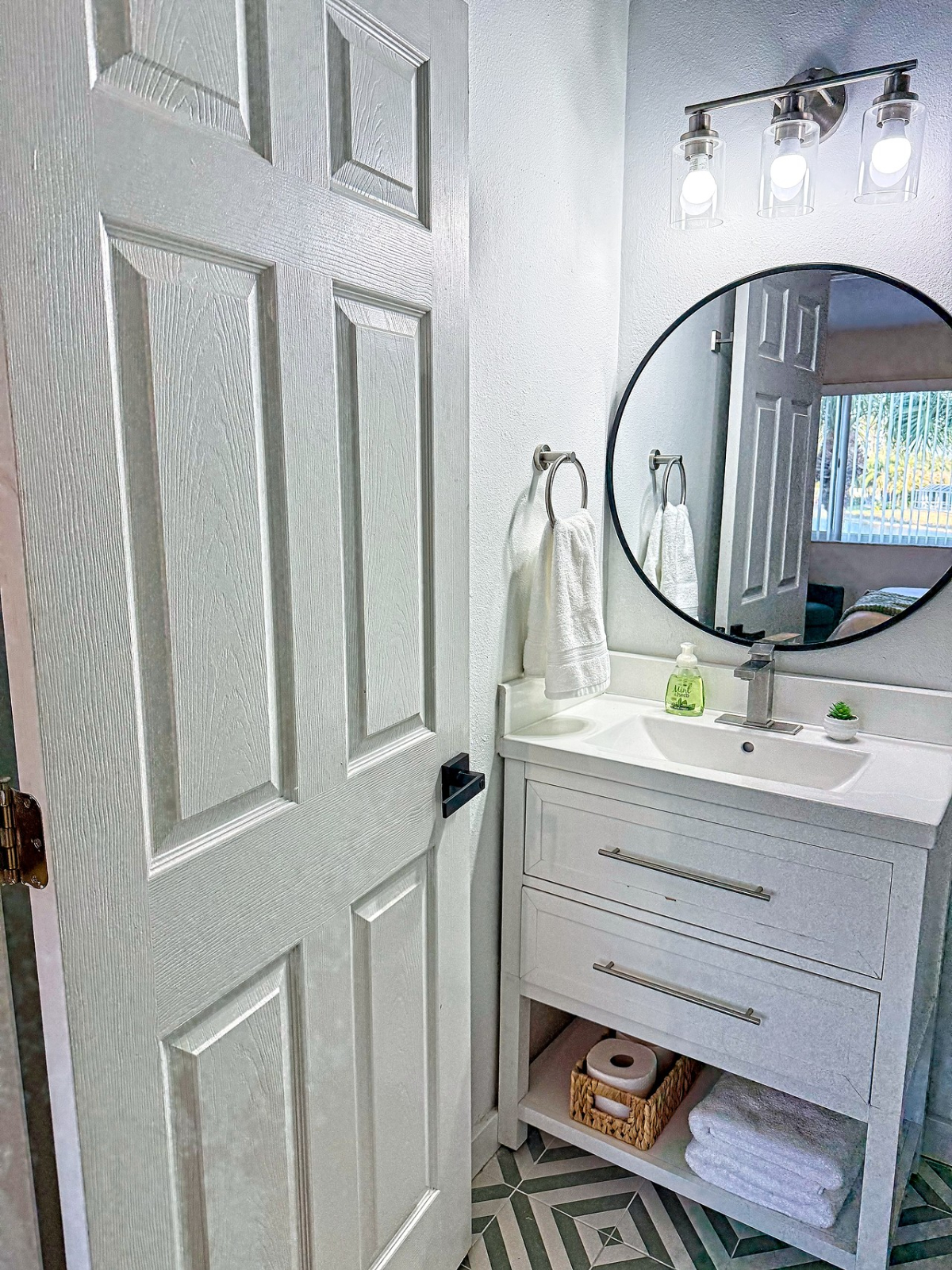 Palmtree Haven- Townhome 2BR/2.5BA - Photo 7