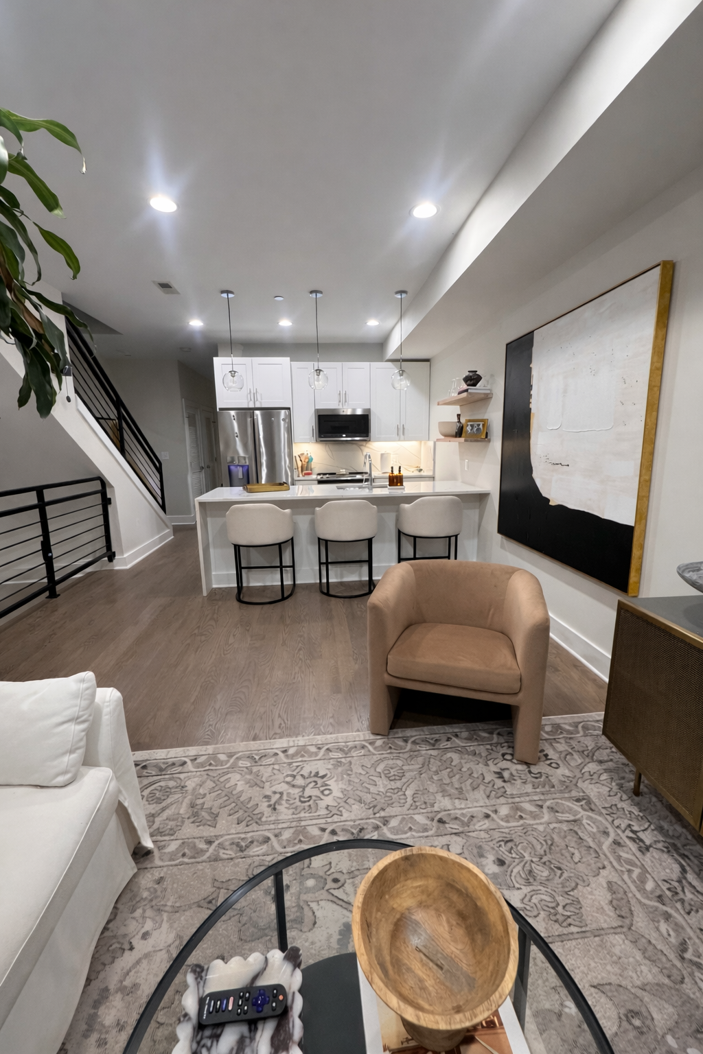 2 bed, 2 bath Condo with Private Roofdeck - Photo 3