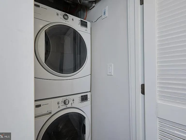Modern, Fully-furnished 2BR 2BA, near Medstar Washington Hospital Center, NW DC - Photo 4