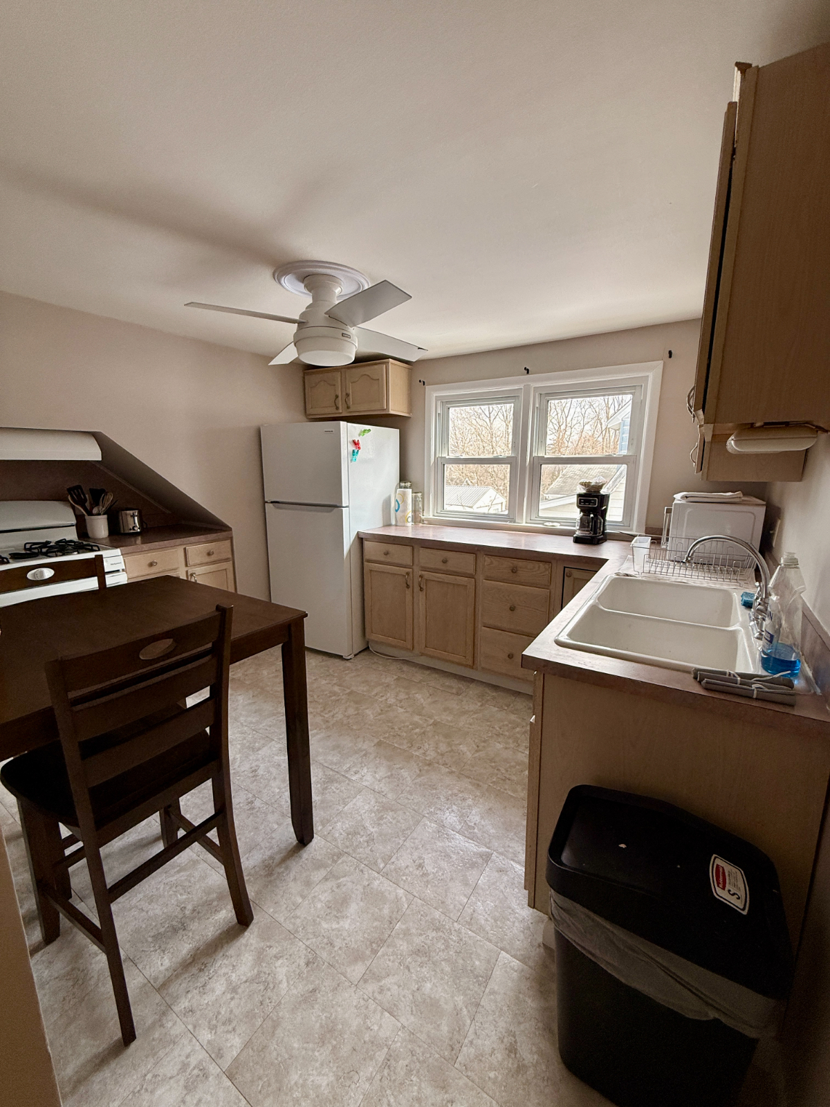 Fully Furnished 1-Bedroom with Office on Second Floor, Just Minutes from Wynn Hospital - Photo 6