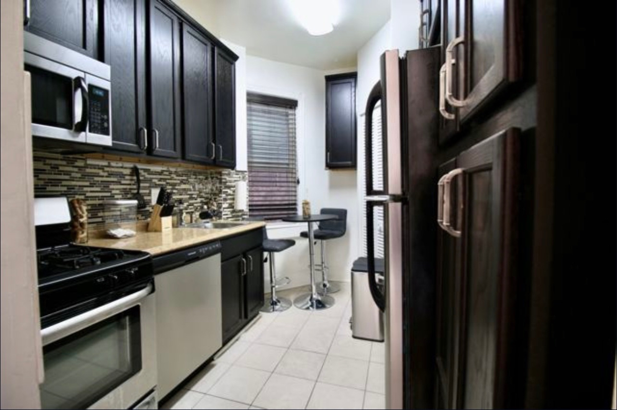 Capitol Hill NE Sunny 2 bedroom close to Union Station & US Capitol - Photo 5