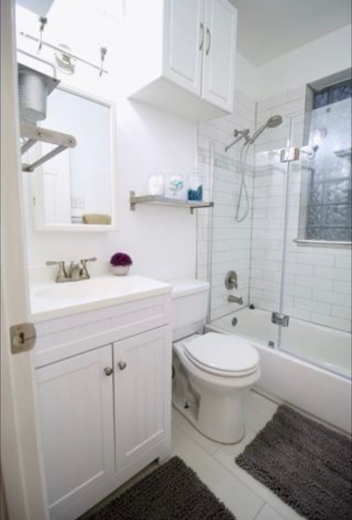 Capitol Hill NE Sunny 2 bedroom close to Union Station & US Capitol - Photo 6