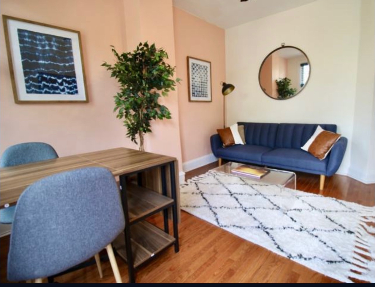 Capitol Hill NE Sunny 2 bedroom close to Union Station & US Capitol - Photo 2
