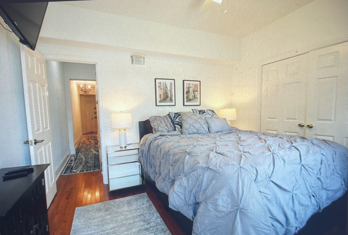 Capitol Hill NE Sunny 2 bedroom close to Union Station & US Capitol - Photo 10