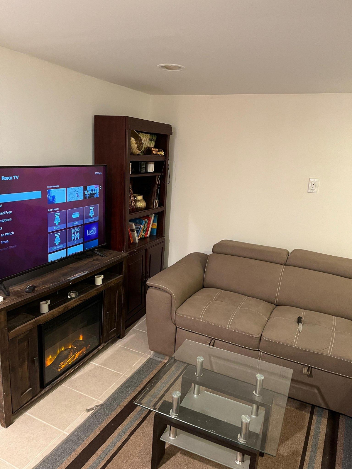 Cozy Furnished Apartment with Utilities Included and Backyard Access - Photo 1